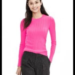 Banana Republic Fuchsia EXTRA FINE MERINO